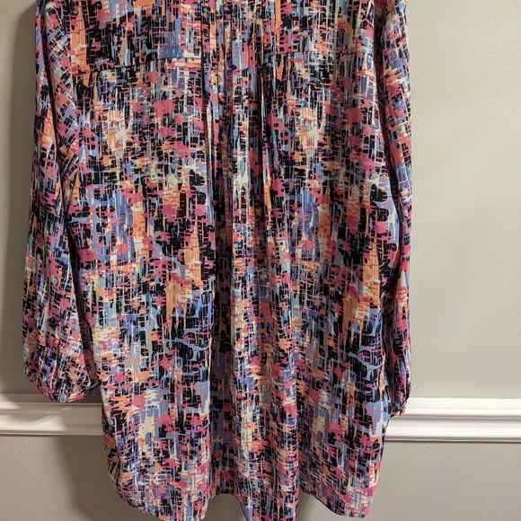 3/$30. NDYJ Tunic type shirt. bright colours - Picture 3 of 5